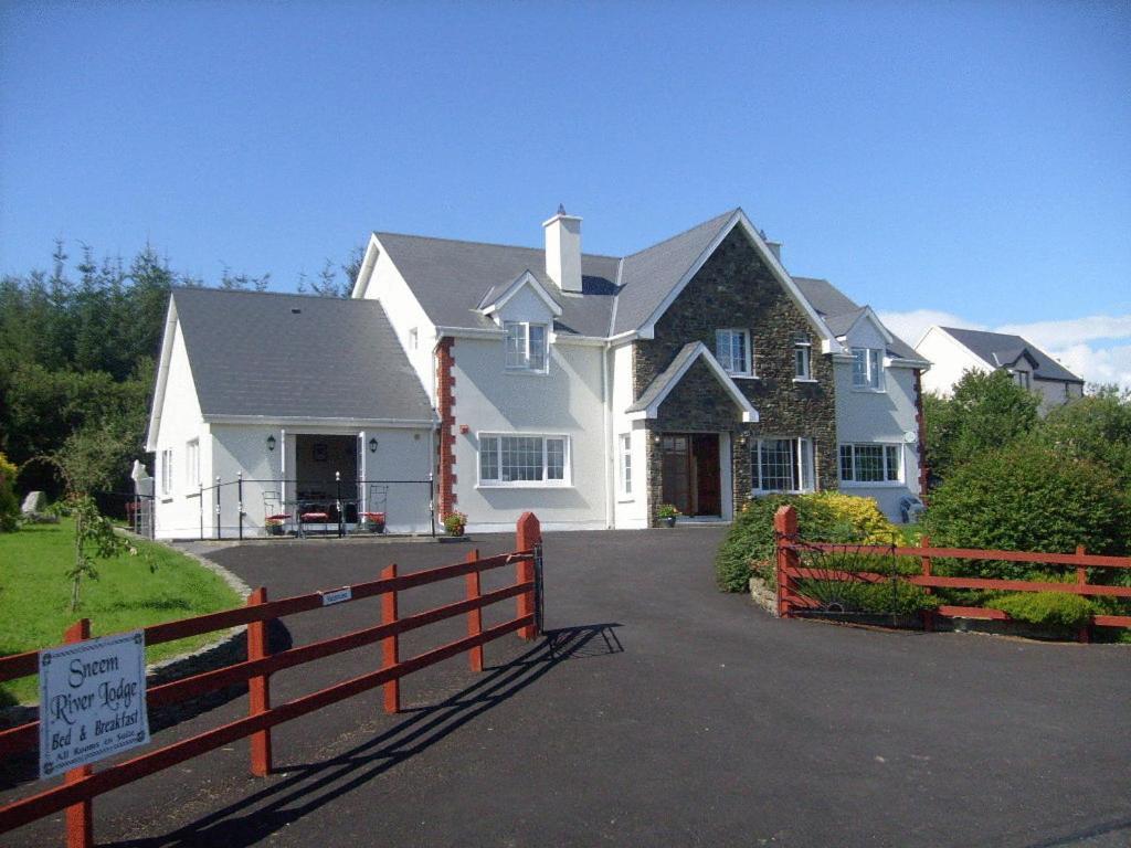 Sneem River Lodge Bed & Breakfast Kültér fotó